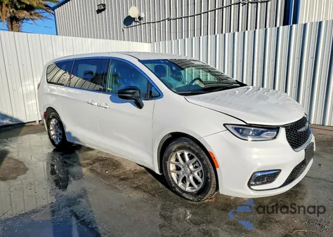 2025 Chrysler Pacifica Select z USA, uszkodzony, nr VIN 2C4RC1BG0SR599005